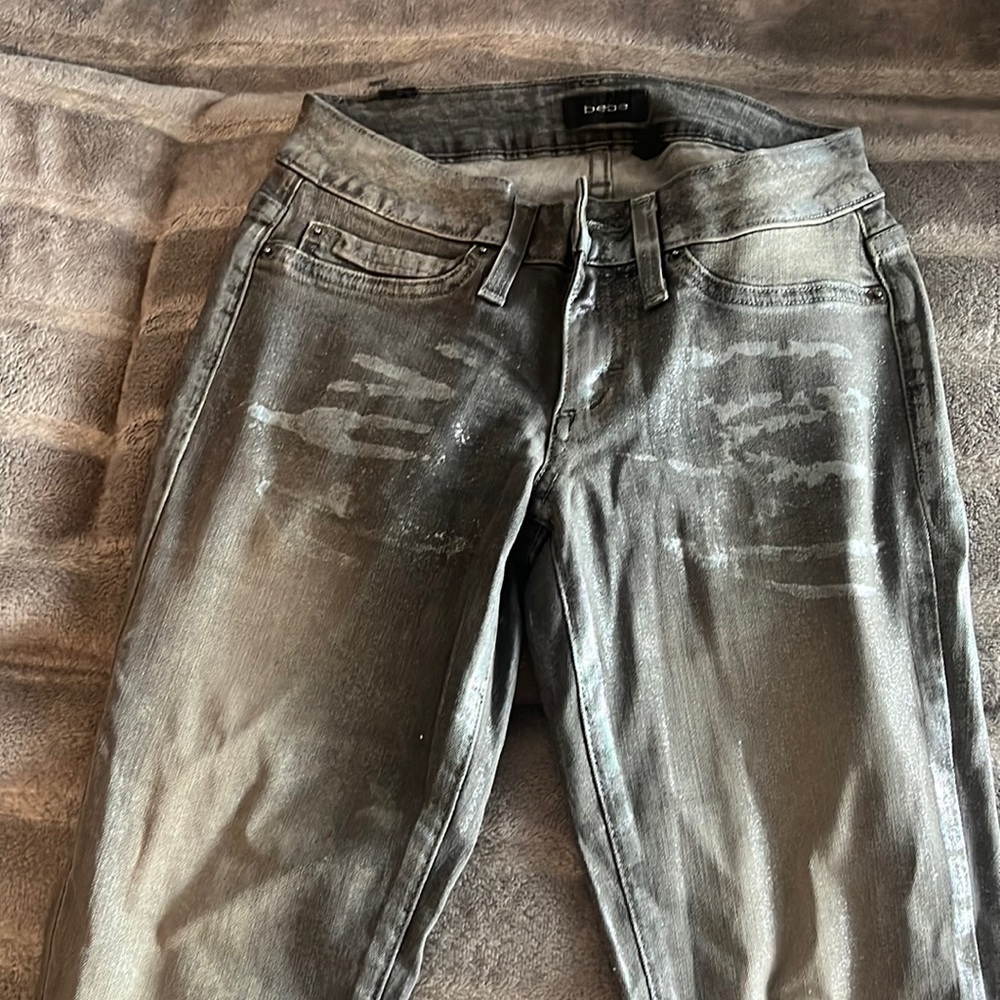 Shimmer metallic gray stretch Bebe jean